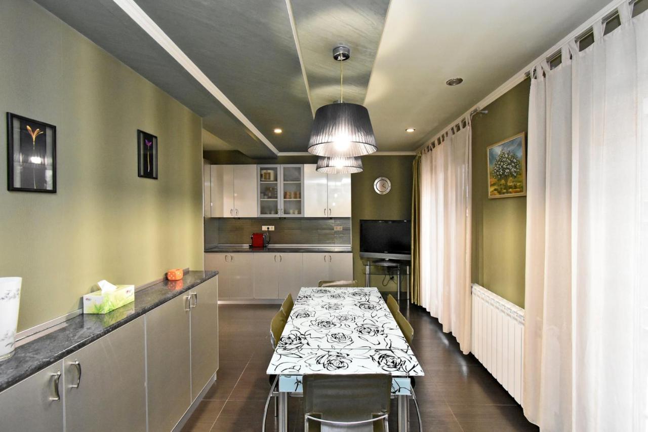 Dos Guest House Γιερεβάν Εξωτερικό φωτογραφία