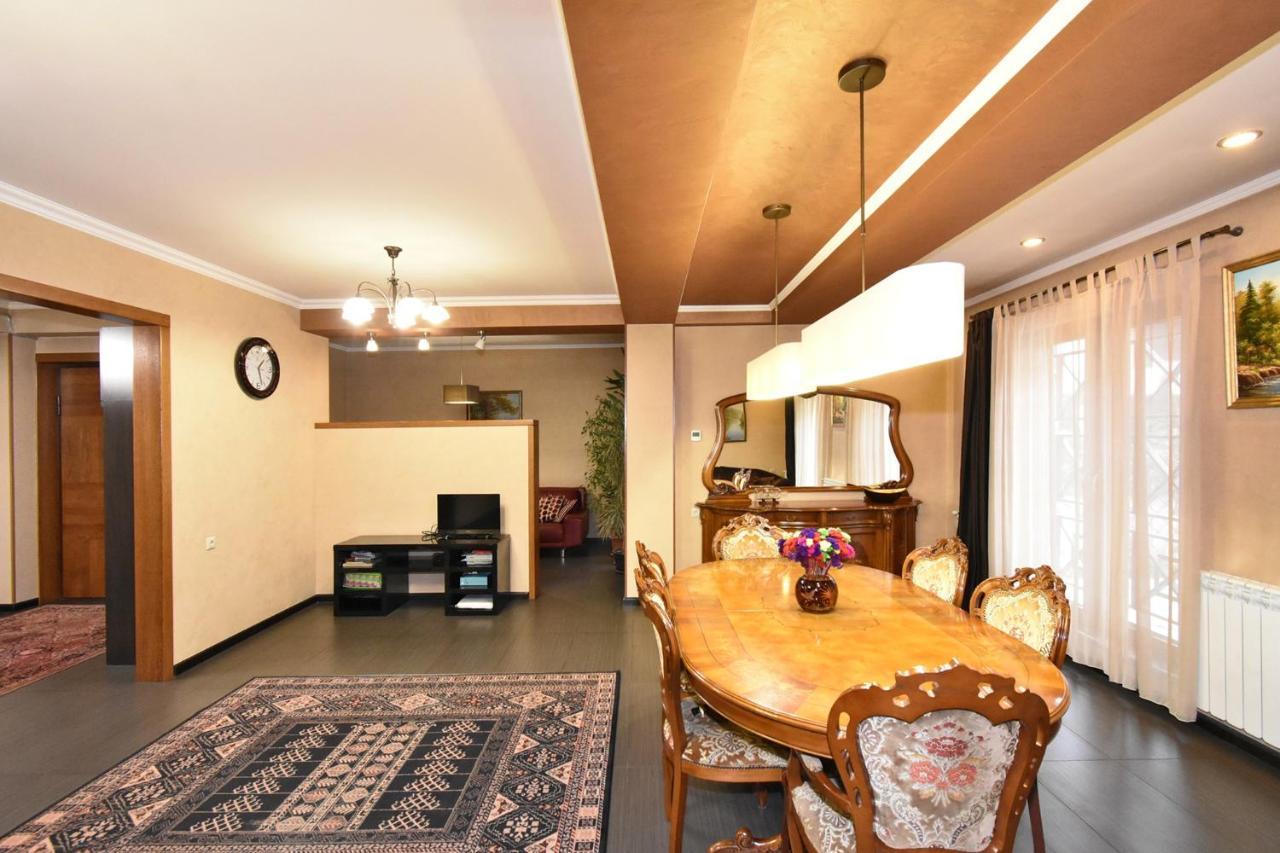 Dos Guest House Γιερεβάν Εξωτερικό φωτογραφία