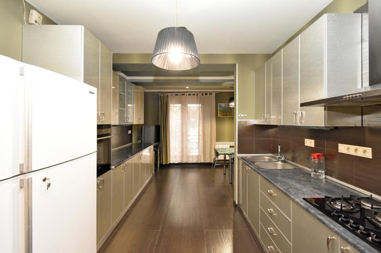 Dos Guest House Γιερεβάν Εξωτερικό φωτογραφία