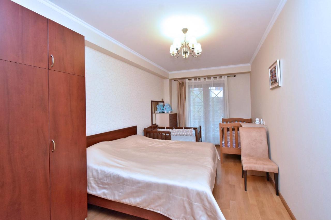 Dos Guest House Γιερεβάν Εξωτερικό φωτογραφία